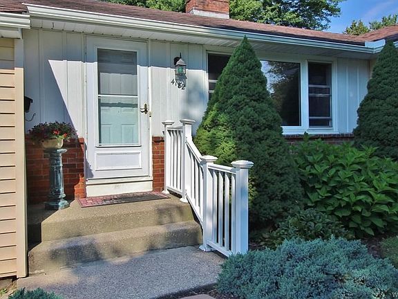 3rd image of 4182 Cameron Dr
