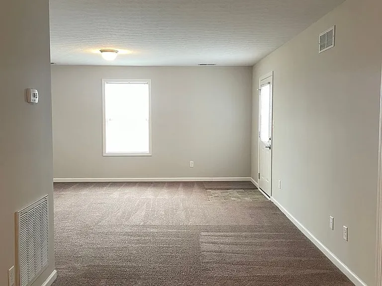 367 Upper Stone Ave #G — Photo 6
