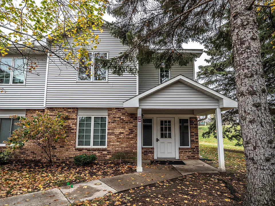3589 Blue Jay Way