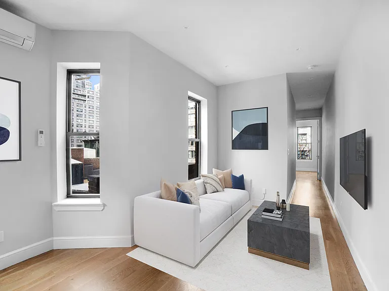 218 E 74th St #5W — Photo 4