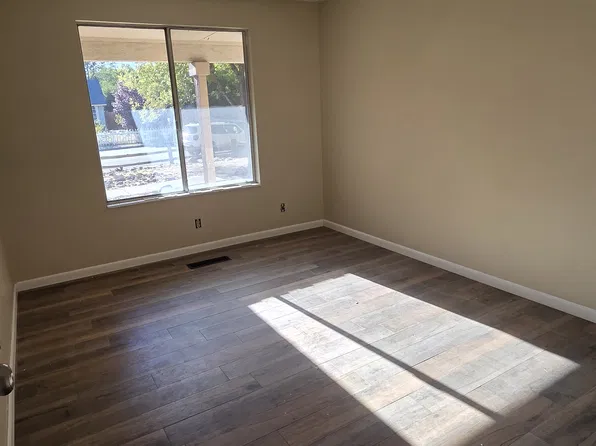 4020 Rio Poco Rd, Reno, NV 89502