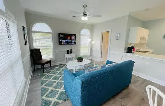 1 bed, 662 sqft, $1,795 — Photo 3