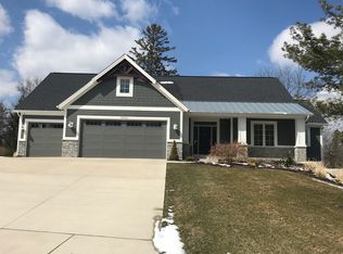 3005 Ashton Ridge Dr SE, Ada, MI 49301