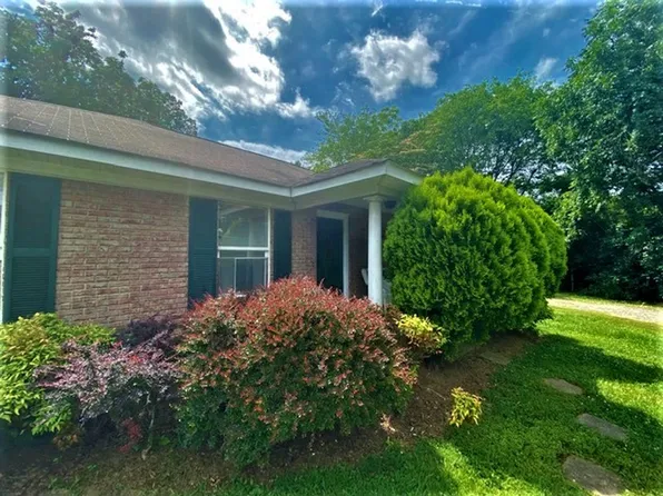 19632A Tryon St, Cornelius, NC 28031