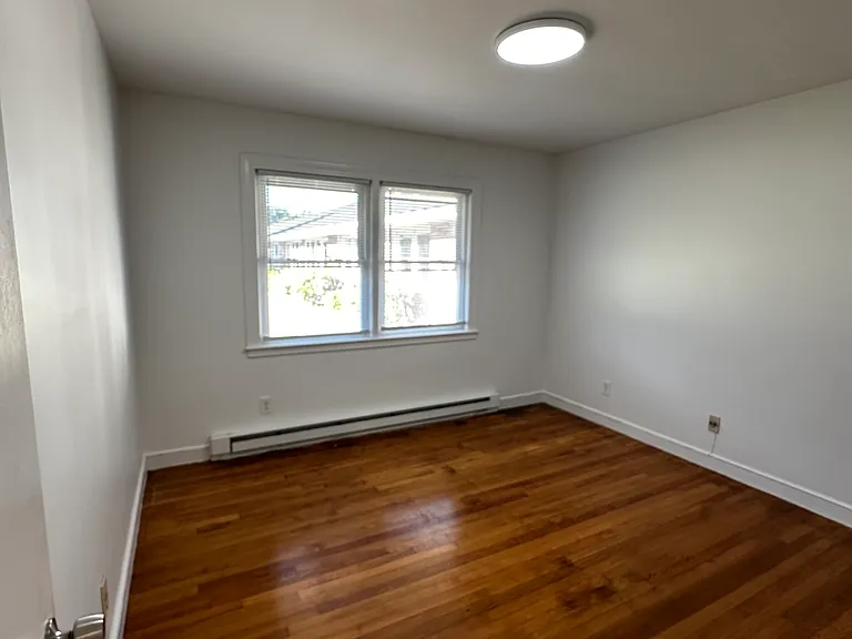 15 Patrick Henry St #8 — Photo 2