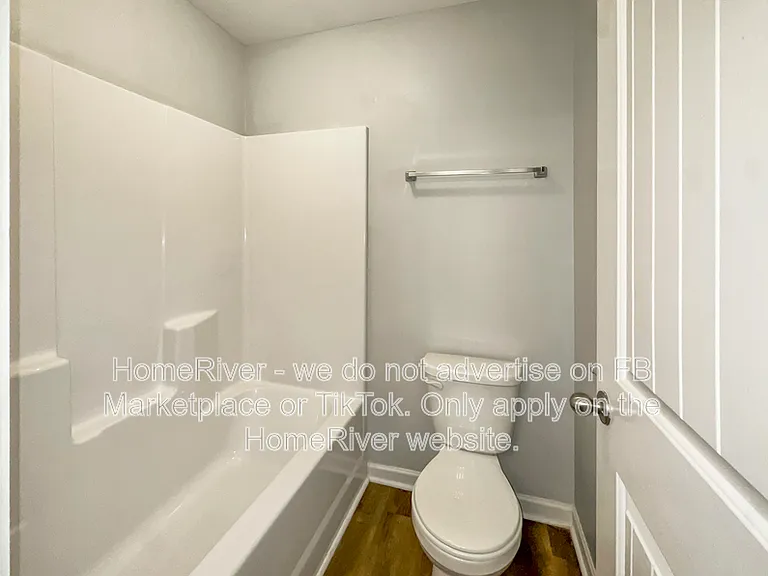 230 Daisy Cir — Photo 17