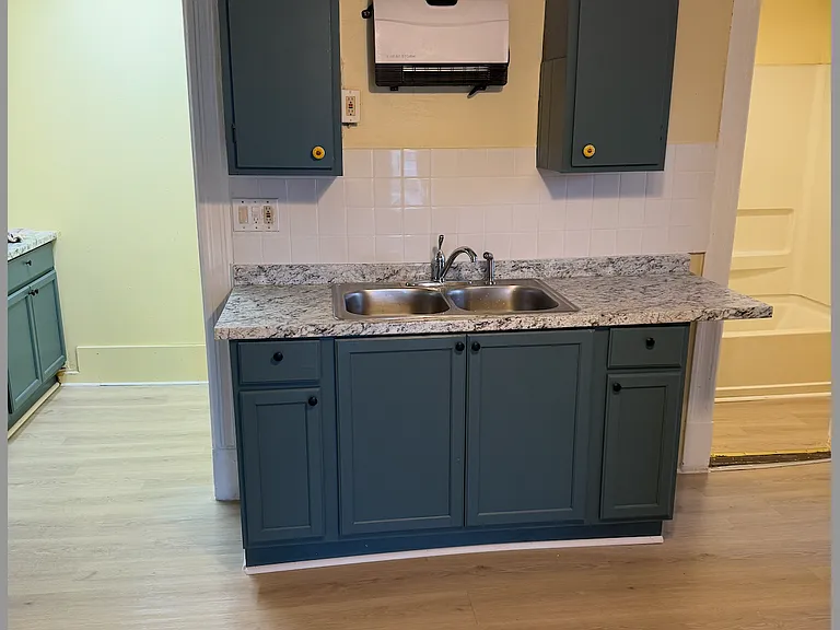 101 Putnam St #1E — Photo 2