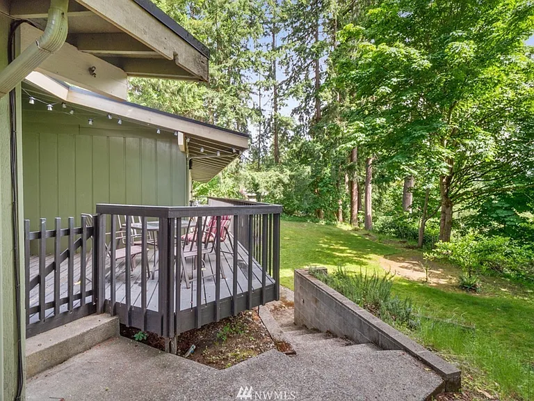 6921 5th Ct SE — Photo 22