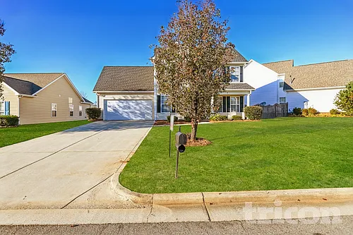 106 Newport Dr Photo 1