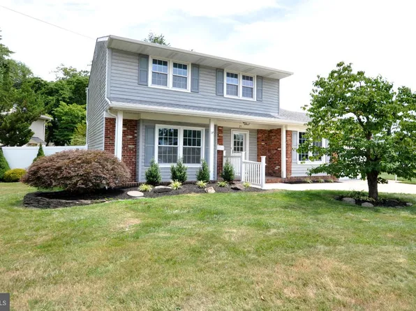 29 Swarthmore Ave, Stratford, NJ 08084