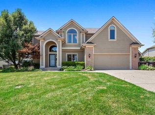 510 Deer Cliff Run, Fort Wayne, IN 46804