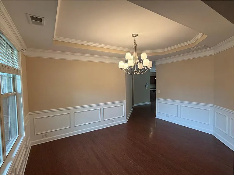 4525 Highfield Dr — Photo 4