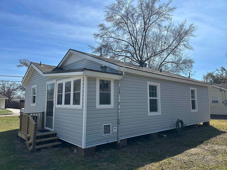 4006 Center St, Lake Charles, LA 70607 | MLS #SWL26000935 | Zillow