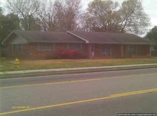 2209 Popps Ferry Rd, Biloxi, MS 39532