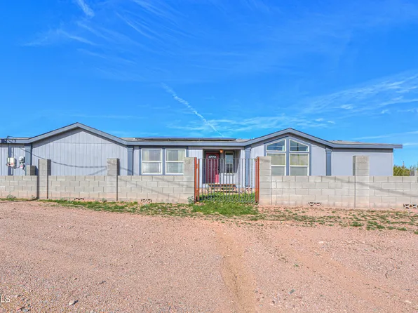 176 N ACACIA Road, Apache Junction, AZ 85119
