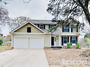 9021 Touchstone Ln, Charlotte, NC 28227