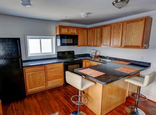 35 Carver St #35D, Annapolis, MD 21401