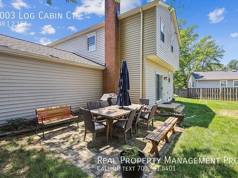 8003 Log Cabin Ct — Photo 35