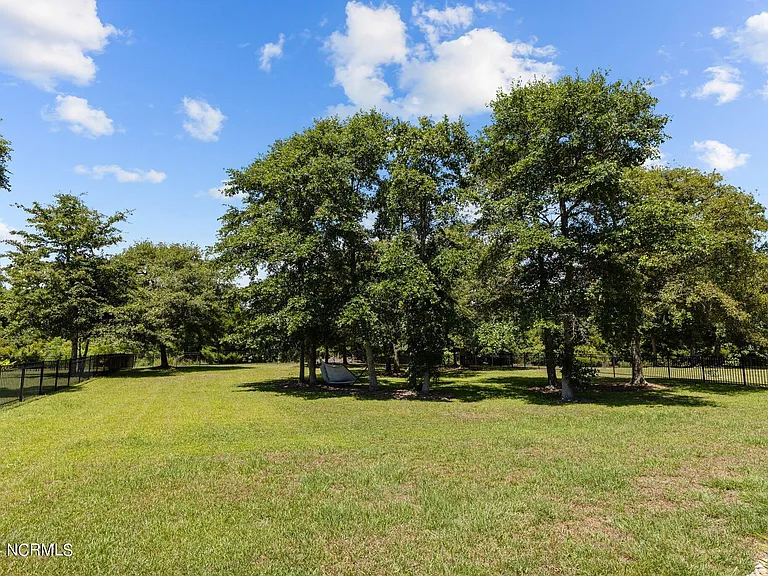 107 Bogue Harbor Ct — Photo 30