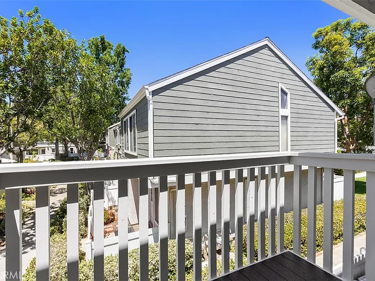89 Abbeywood Ln — Photo 16