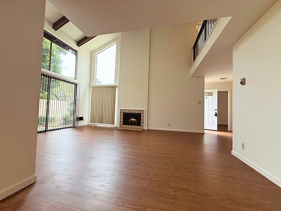 2nd image of 2005 Parrott Dr Unit A