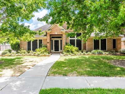 109 Smokey Lake Ln, Dickinson, TX, 77539