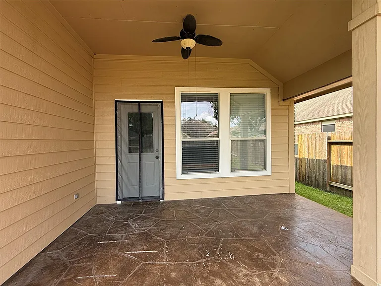 26823 Lakeridge Park Ln — Photo 36