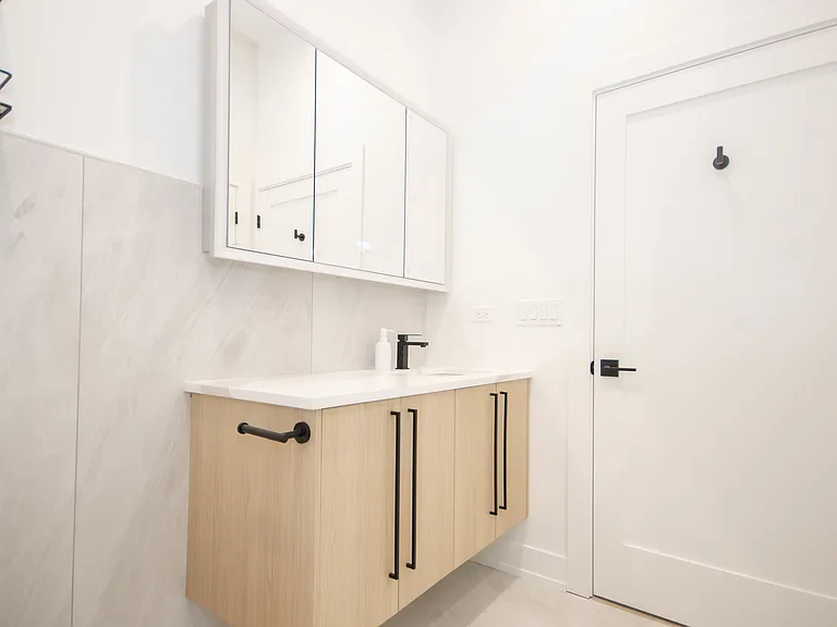 2042 W Irving Park — Photo 10