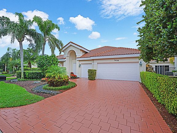Home For Sale In Boca Grove