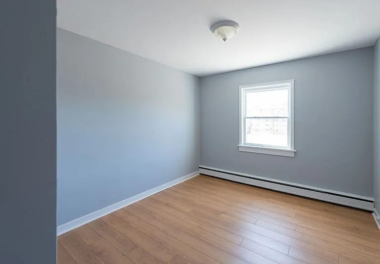 3536 Connaught Ave #6 — Photo 2