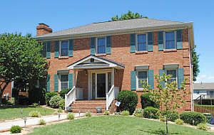 4th image of 705 Joan Cir