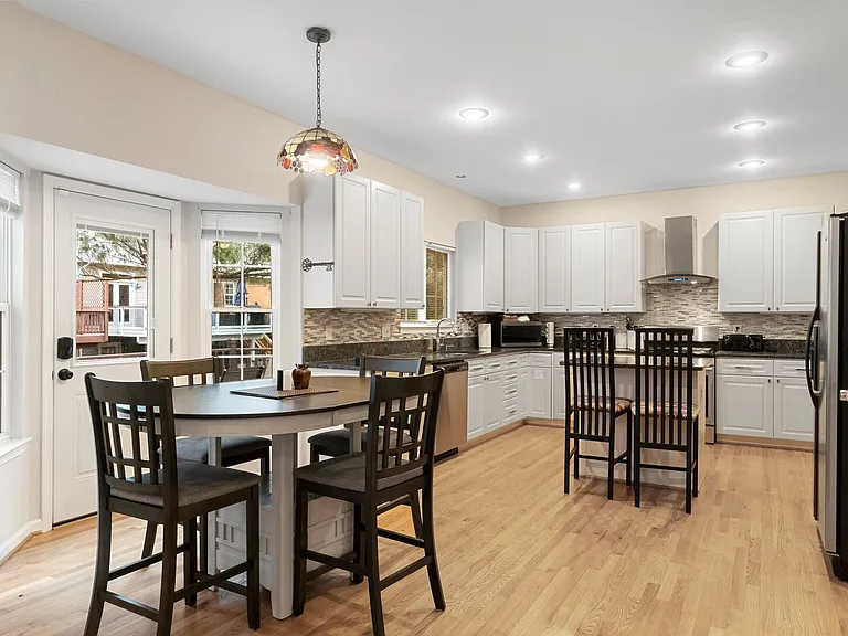 Westwood Pl — Photo 14