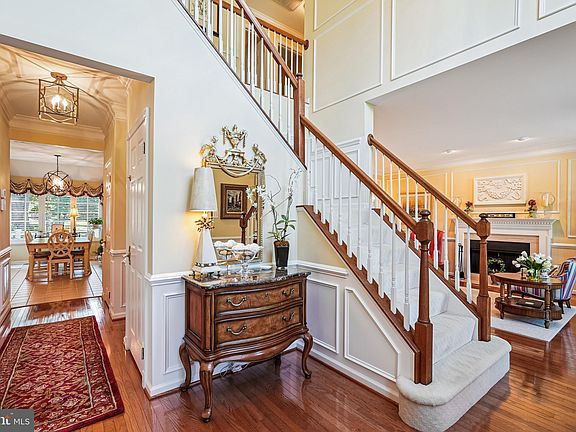2nd image of 47199 Brasswood Pl