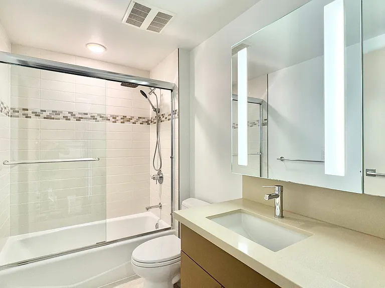 555 South St #1311 — Photo 15