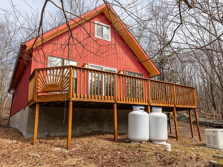 354 Birch Dr — Photo 3
