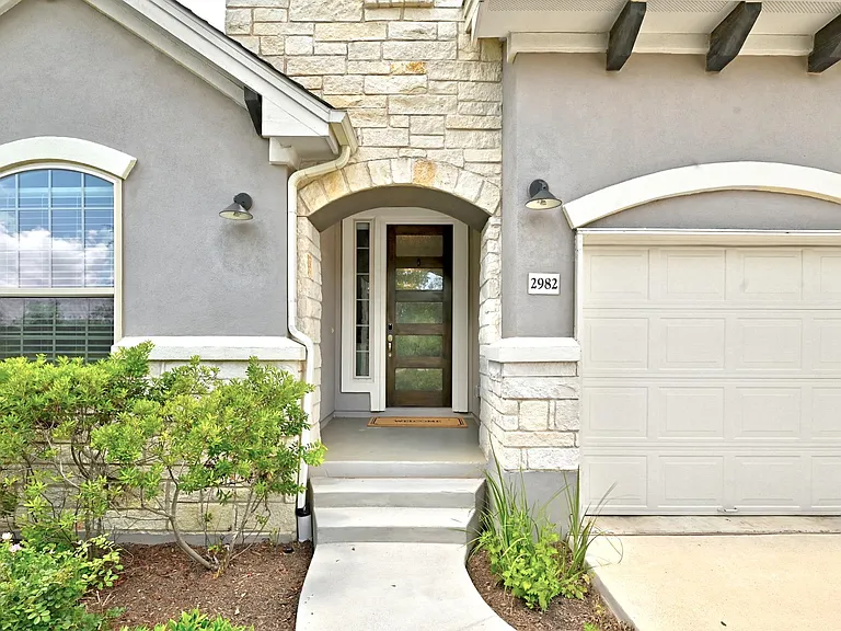 2982 Reunion Blvd — Photo 3