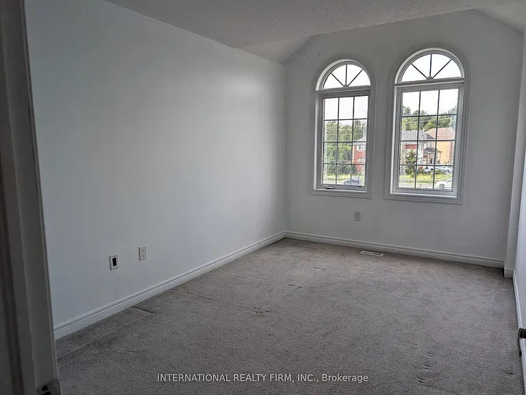 734 Yarfield Cres #MAIN — Photo 18
