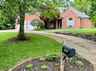 2708 N Blue Ridge Ct, Bloomington, IN 47408