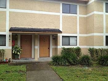 1st image of 223 Palm Cir E