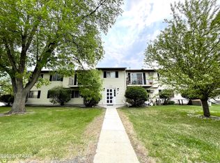 2325 Library Ln APT 4, Grand Forks, ND 58201