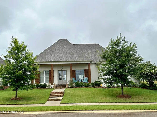 338 Lake Village Dr, Madison, MS 39110