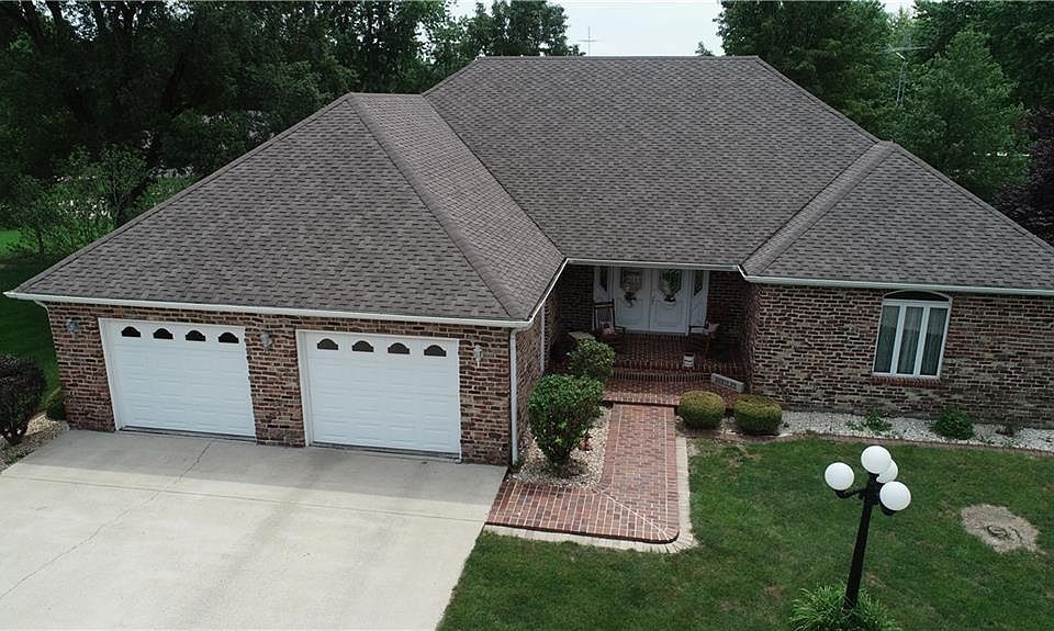 1st image of 8 Boarman Dr