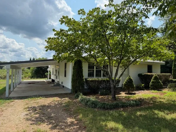 66 Wilder Chapel Rd, Decherd, TN 37324