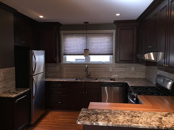 2nd image of 36 Linden Ave Floor 2