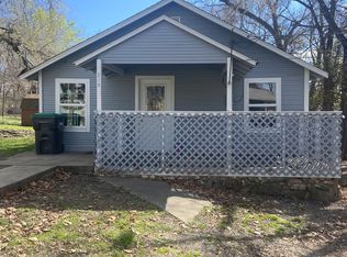 219 W Seneca St, Tahlequah, OK 74464