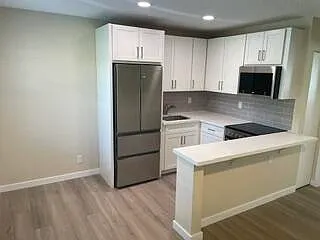 5168 NE 6th Ave #431 — Photo 17