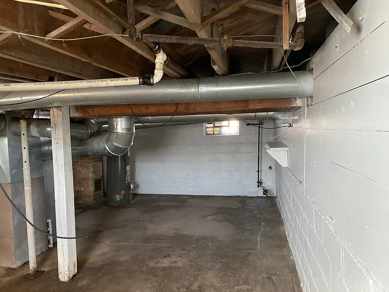 864 Highland Ave — Photo 15
