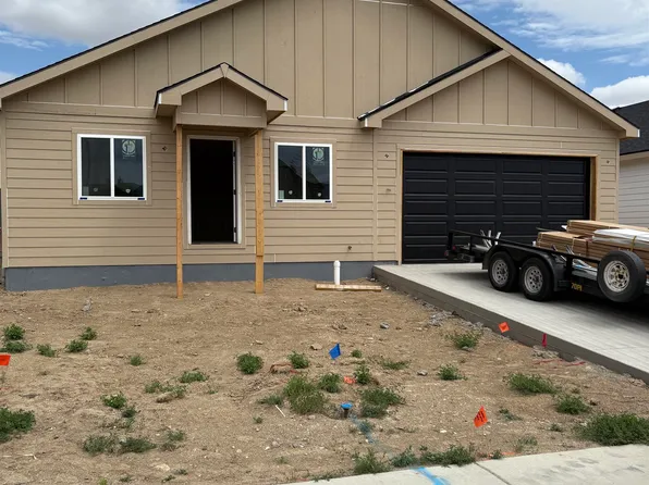 4758 Pontiac St, Casper, WY 82601