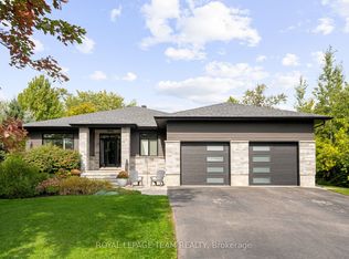 6775 Stanmore St, Ottawa, ON K4P 0A6