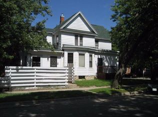 1128 6th St S, La Crosse, WI 54601